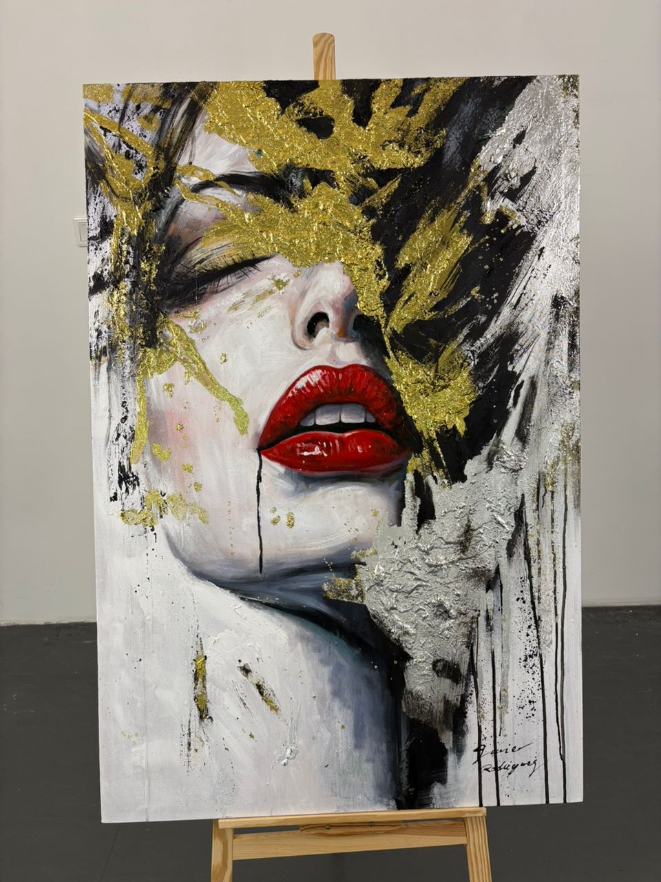 AVIORART Boldly Beautiful Wall Art Canvas